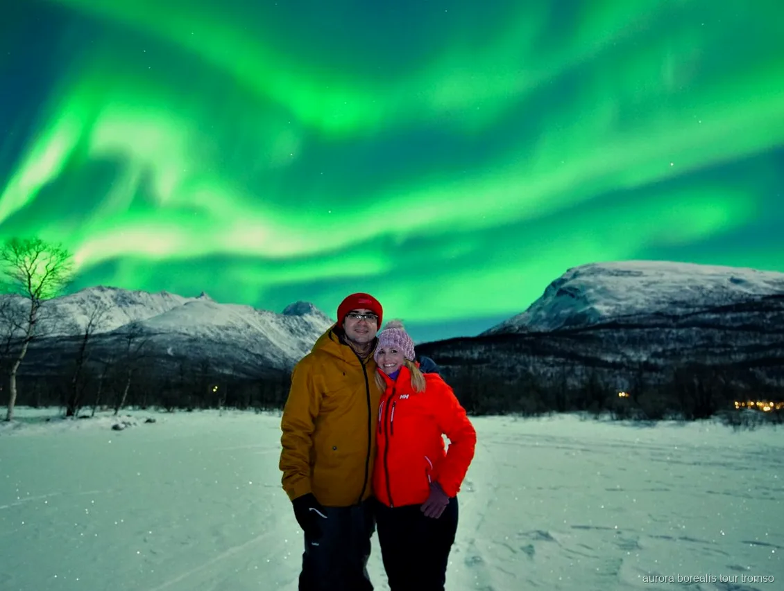 Aurora boreal sobre el nord de Noruega vista des de la cacera en grup reduït de Tromsø