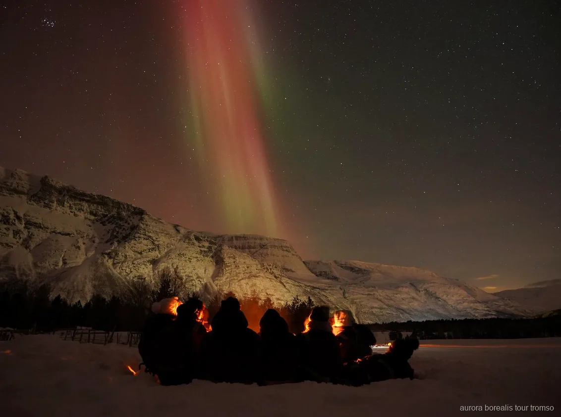 Aurora boreal captada durante la caza ilimitada de Tromsø