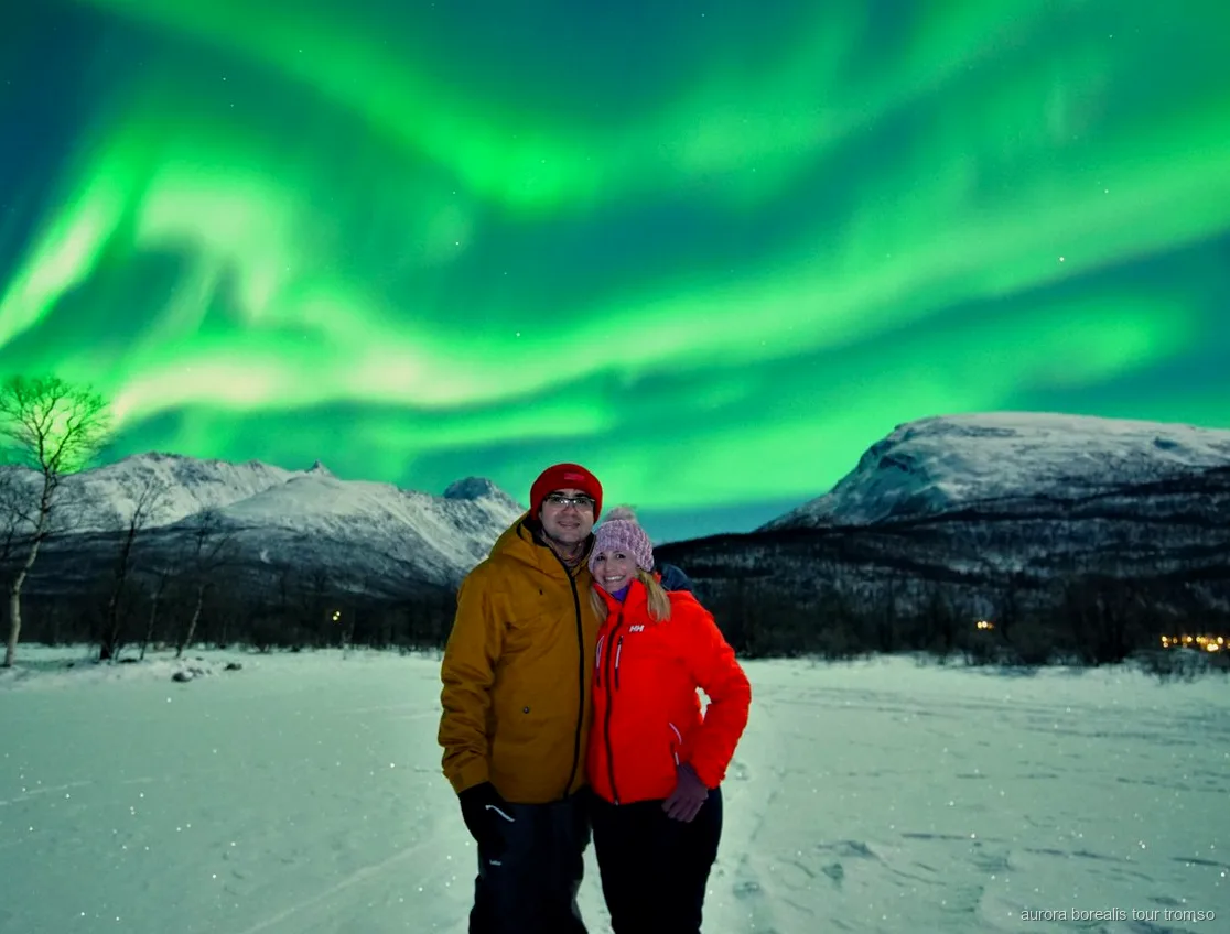 Aurore boréale au-dessus de la Norvège du Nord vue depuis la chasse en petit groupe de Tromsø